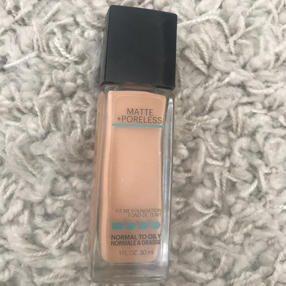 Maybelline Fit me Foundation